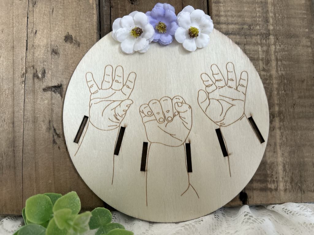 Support bracelet de naissance trois enfants