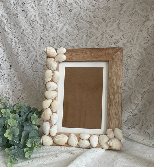 Cadre Bord de Mer en Bois et ses Coquillages