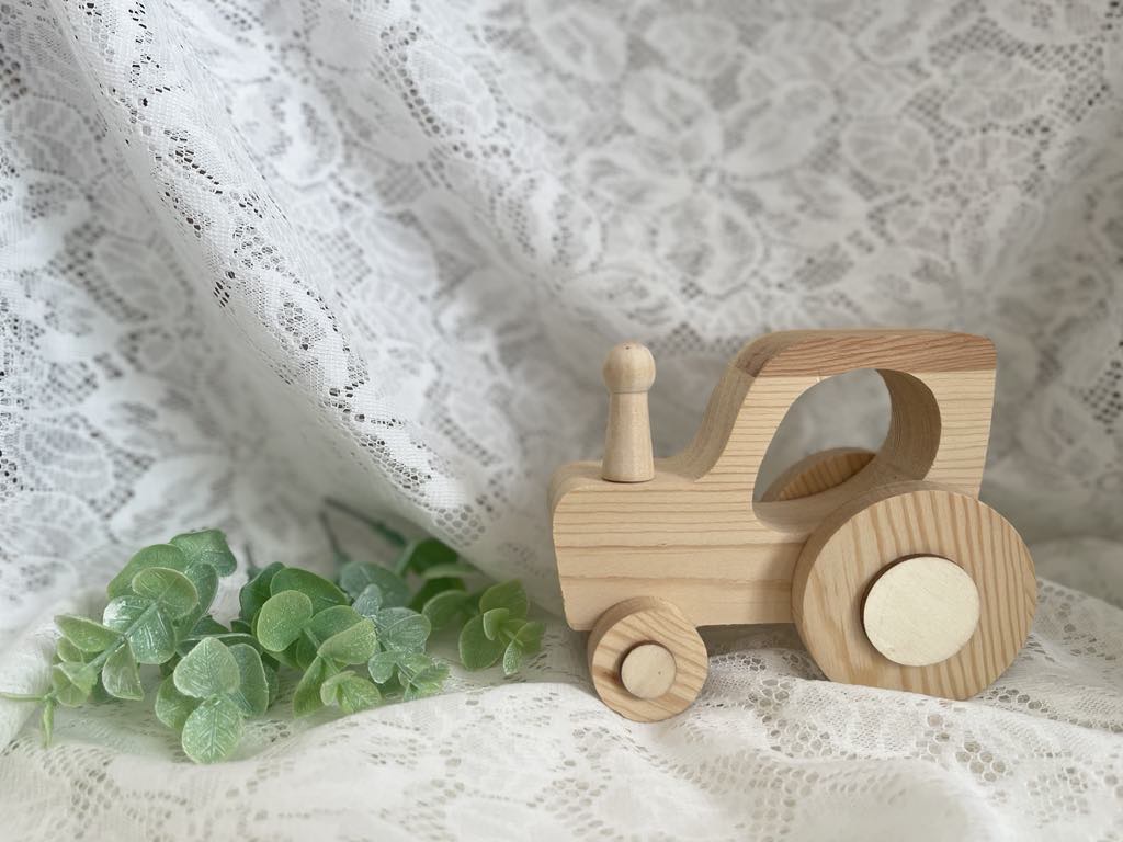 Tracteur en bois